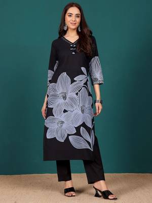 Floral Printed V-Neck Pure Cotton Straight Kurta With Trousers & Dupatta 7