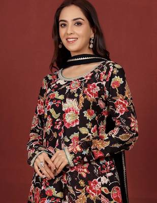 Floral Printed Round Neck Pure Cotton Anarkali Kurta With Trousers & Dupatta 2