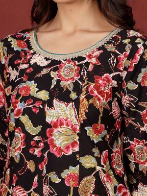 Floral Printed Round Neck Pure Cotton Anarkali Kurta With Trousers & Dupatta 3