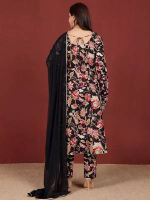 Floral Printed Round Neck Pure Cotton Anarkali Kurta With Trousers & Dupatta 6