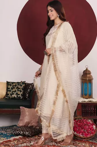 Floral Embroidered Round Neck Straight Kurta With Trousers & Dupatta