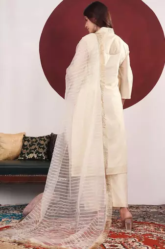 Floral Embroidered Round-V Straight Kurta With Trousers & Dupatta