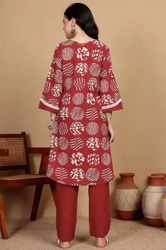 Geometric Printed V-Neck Straight Kurta With Trousers