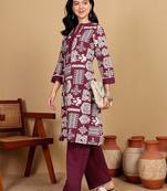 Women Floral Printed Kurta with Trousers