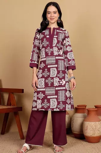 Women Floral Printed Kurta with Trousers