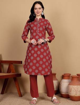 Floral Printed Mandarin Collar Straight Kurta With Trousers 2