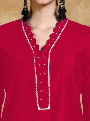 Women Solid Fuchsia Regular Beads and Stones Detail Kurta with Trousers & Dupatta 2