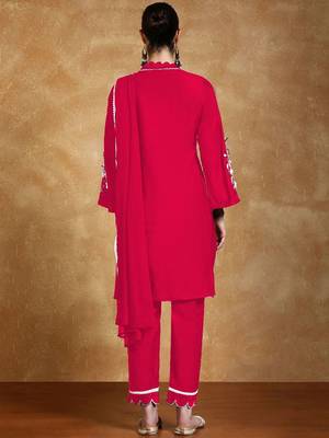 Women Solid Fuchsia Regular Beads and Stones Detail Kurta with Trousers & Dupatta 4