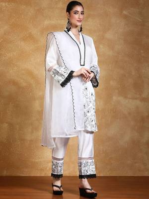 Women Floral Embroidered Kurta with Trousers & Dupatta 3