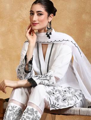 Women Floral Embroidered Kurta with Trousers & Dupatta 6