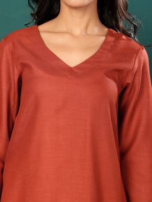 V-Neck Straight Kurta With Trousers And Dupatta 3