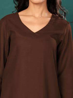V-Neck Straight Kurta With Trousers & Dupatta 3