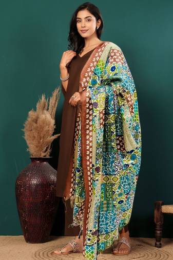 V-Neck Straight Kurta With Trousers & Dupatta