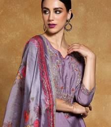 Women Floral Embroidered Regular Kurta with Trousers & With Dupatta