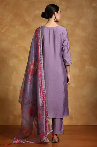 Women Floral Embroidered Regular Kurta with Trousers & With Dupatta