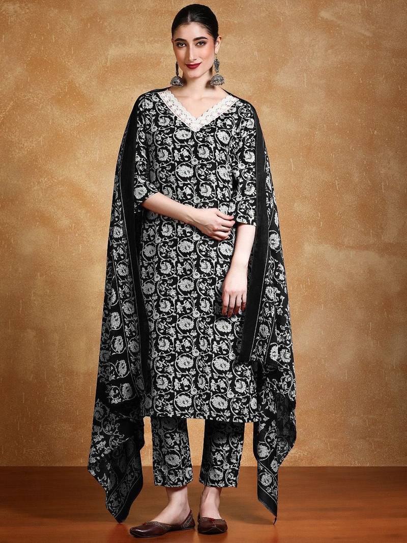 Women Floral Printed Kurta with Trousers & Dupatta