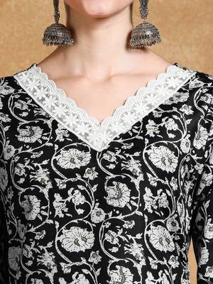 Women Floral Printed Kurta with Trousers & Dupatta 2