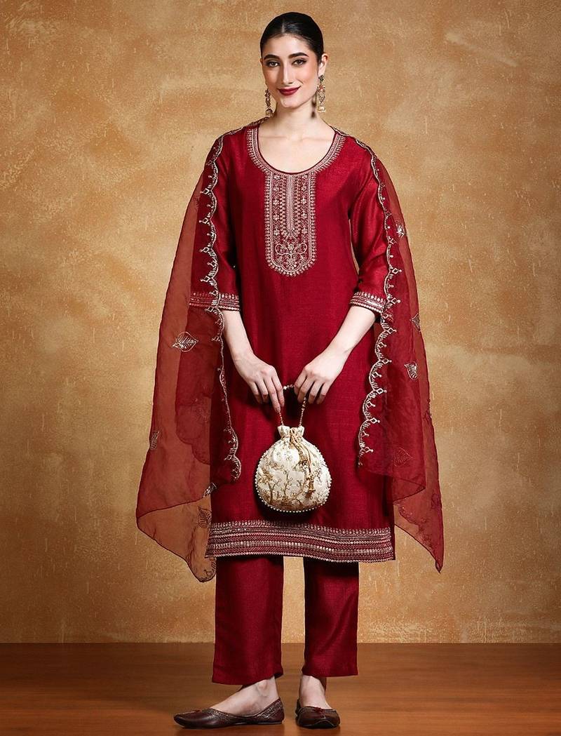 Yoke Design Zari Round Neck Straight Kurta With Trousers & Dupatta