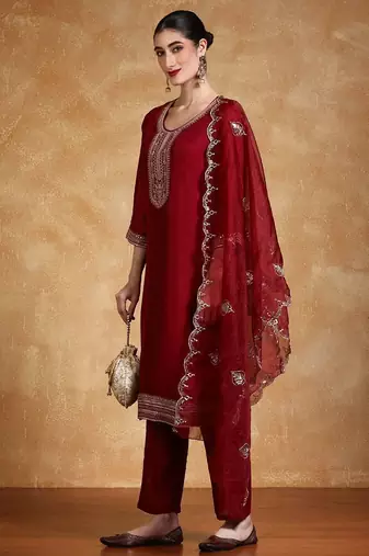 Yoke Design Zari Round Neck Straight Kurta With Trousers & Dupatta