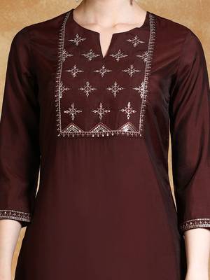 Yoke Design Zari Round Neck Straight Kurta With Trousers & Dupatta 2