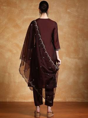 Yoke Design Zari Round Neck Straight Kurta With Trousers & Dupatta 5