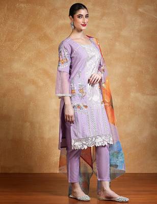 Women Floral Embroidered Cotton Kurta with Trousers & Dupatta 4