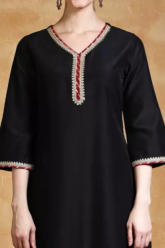 Women Solid Kurta with Trousers & Dupatta