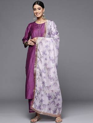 Round Neck Straight Kurta With Trousers & Dupatta 6