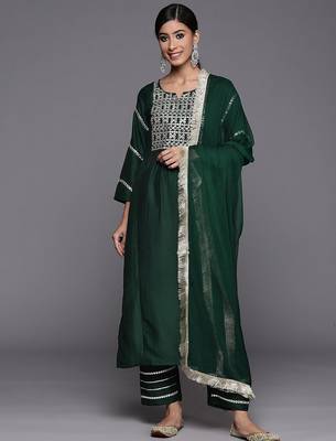 Women Geometric Embroidered Kurta with Trousers & Dupatta 1