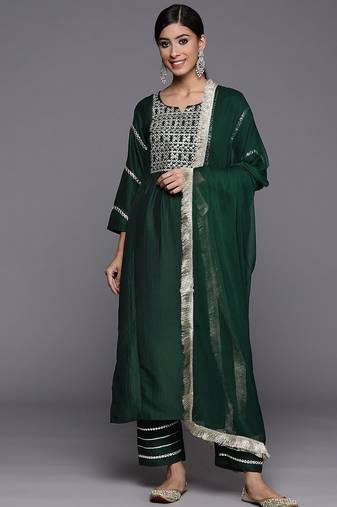 Women Geometric Embroidered Kurta with Trousers & Dupatta