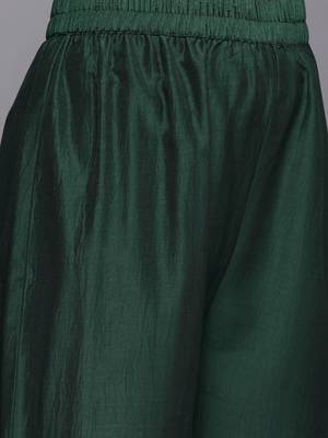 Women Geometric Embroidered Kurta with Trousers & Dupatta 3