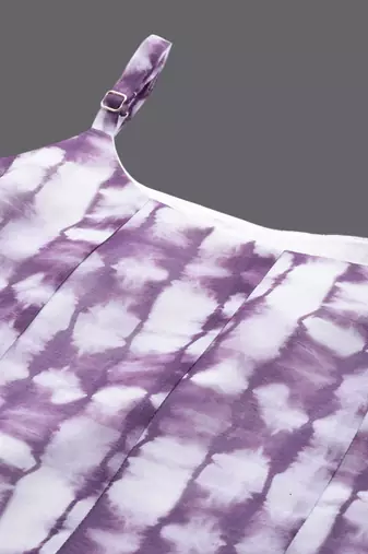 Abstract Printed Panelled Chanderi Silk A-Line Kurta With Trousers & Dupatta
