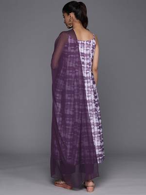 Abstract Printed Panelled Chanderi Silk A-Line Kurta With Trousers & Dupatta 6