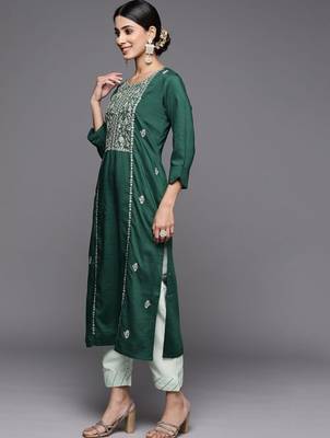 Women Floral Embroidered Gotta Patti Pure Cotton Kurta with Trousers & Dupatta 6