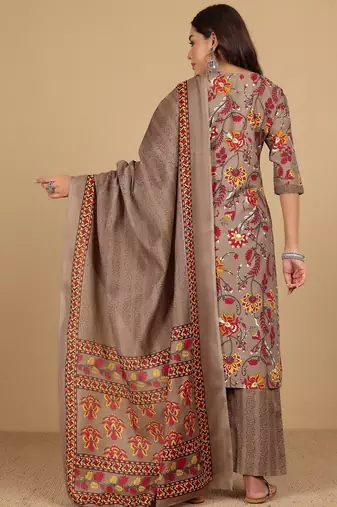 Women Floral Printed Regular Kurta with Trousers & With Dupatta