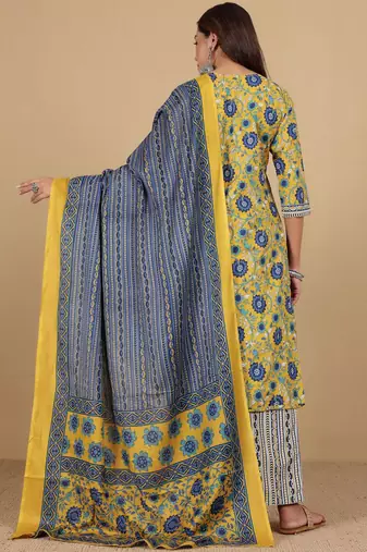 Women Floral Embroidered Regular Kurta with Trousers & With Dupatta