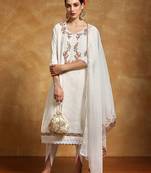Women Floral Embroidered Regular Kurta with Dhoti Pants & With Dupatta