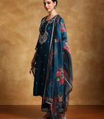 Women Floral Embroidered Regular Kurta with Trousers & With Dupatta