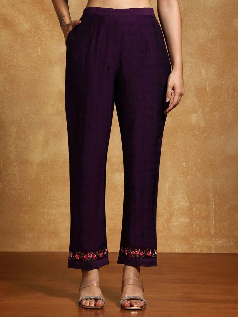 Women Floral Embroidered Regular Thread Work Kurta with Trousers & With Dupatta
