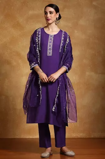 Women Ethnic Motifs Embroidered Thread Work Kurta with Trousers & With Dupatta