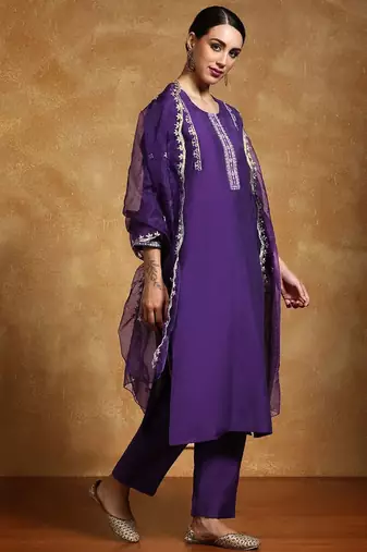 Women Ethnic Motifs Embroidered Thread Work Kurta with Trousers & With Dupatta