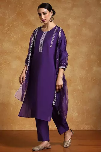 Women Ethnic Motifs Embroidered Thread Work Kurta with Trousers & With Dupatta