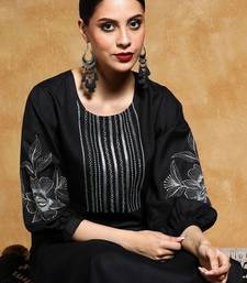 Floral Embroidered Thread Work Round Neck Straight Kurta With Trousers