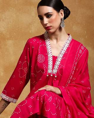 Women Bandhani Printed Regular Kurta with Trousers & With Dupatta 2