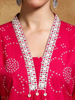 Women Bandhani Printed Regular Kurta with Trousers & With Dupatta 3
