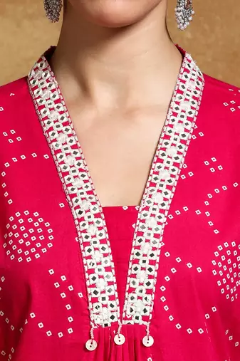 Women Bandhani Printed Regular Kurta with Trousers & With Dupatta