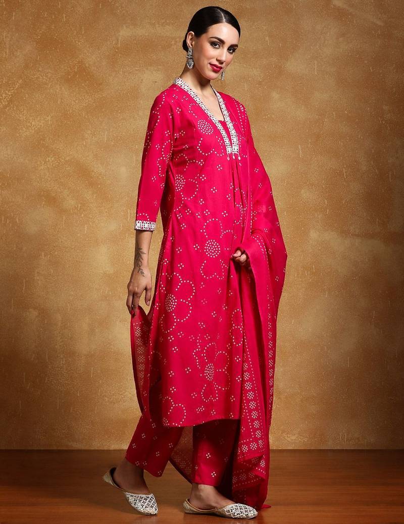 Women Bandhani Printed Regular Kurta with Trousers & With Dupatta