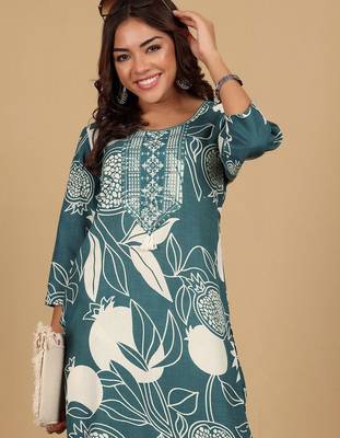 Floral Printed Round Neck Thread Work Straight Kurta With Trousers 2
