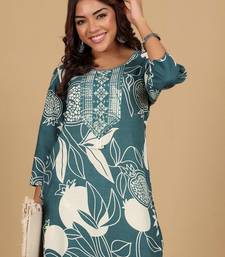 Floral Printed Round Neck Thread Work Straight Kurta With Trousers