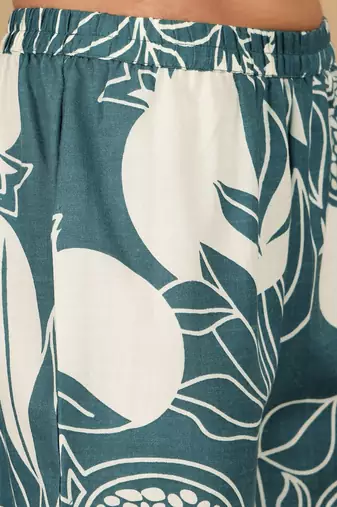 Floral Printed Round Neck Thread Work Straight Kurta With Trousers